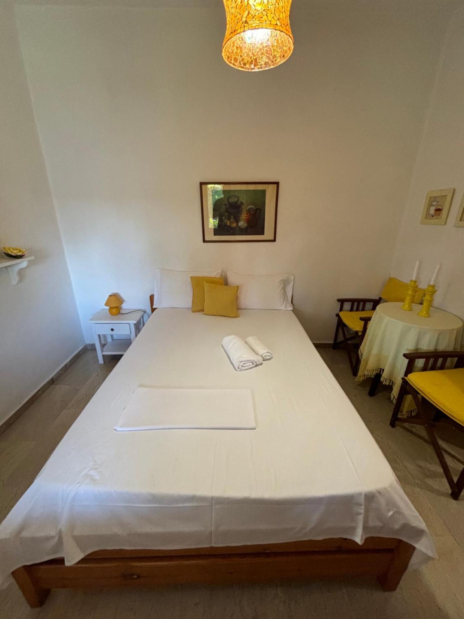 Marias Apartments Vasiliká Zimmer foto
